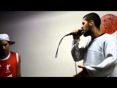 Casa Amarela Batalha de MC's Contagem X DF Final Marinho Vs Dejah 23/03/2013