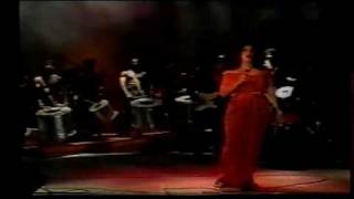 GAL COSTA - BRILHO DE BELEZA (CLIPE CANECÃO)