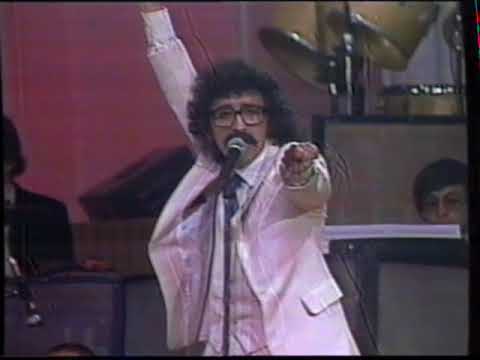 OTI 81 Chile - Si hoy tenemos que cantar a tanta gente, pensémoslo - Florcita Motuda