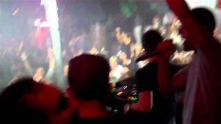 FEDDE LE GRAND PLAYING THE HOUSE MOGULS REMIX OF DAFT PUNK ONE MORE TIME  @ PACHA IBIZA SEPT17 2010