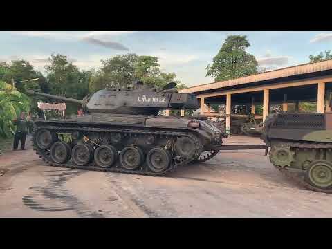 m41 Walker bulldog Vs commando     stingrey