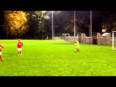 Video 28-10-2015 rijnmondcup Gouda F1 - Zestienhoven F1  2-2 (verloren na penaltys)