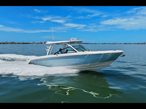 2020 Boston Whaler 320 Vantage Video
