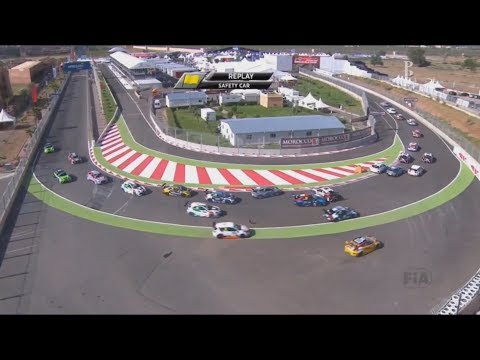 FIA WTCR 2018. Race 1 Marrakech Street Circuit. Start Crashes