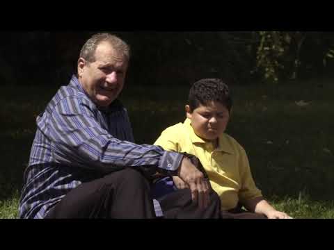 モダン・ファミリー シーズン1 第2話「ジェイ、マニーをディズニーランドに連れて行く｜心温まる瞬間 (Modern Family 1x02 - Jay Takes Manny to Disneyland | Heartwarming Moment)