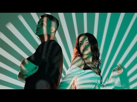 Evdokia ft. Rooster: Tutundum Ellerine