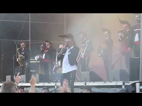 Leningrad cowboys -Sweden Rock 7 juni  2013