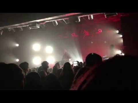 Brooke Fraser - Something in the Water (Live)