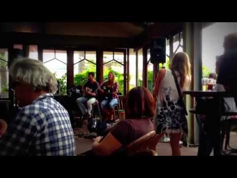 Free to fly by Jane Taudien (Byron Bay busking comp. with Pete R.)
