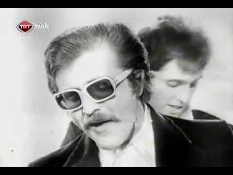 Cem Karaca & Apaşlar - Resimdeki Gözyaşları(1968)