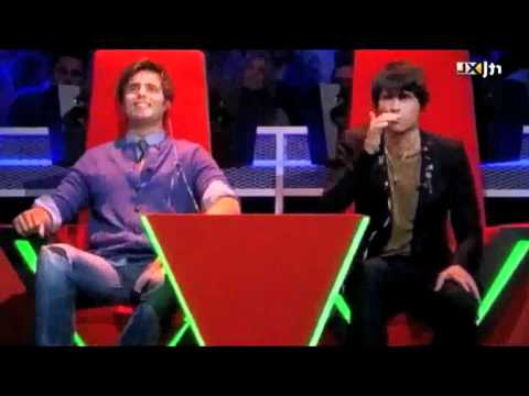 The Voice of Holland - Battle: Tom vs. Charly (04-11-11 HD)