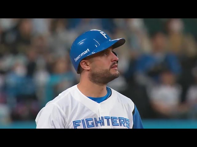 【3回裏】ファイターズ・マルティネス レフトの頭上を越えるタイムリー2ベースで先制!!  2024年5月22日 北海道日本ハムファイターズ 対 オリックス・バファローズ