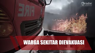 Gudang Bahan Bangunan Terbakar