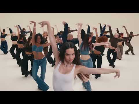 KATSEYE AND GAP COLLAB FULL AD 2025