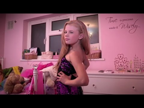 The 12 Year Old Shopaholic: trailer