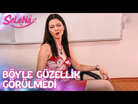 Cere hoca herkesi büyüledi! - Selena