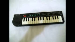 Video thumbnail for Casio SA-2 Electronic Synthesizer 32 Key Keyboard Demonstration by Classic80sStuff