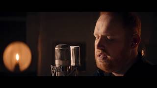 Download lagu Gavin James - Cigarette Break (Live at Abbey Road Studios) mp3 Download lagu Gavin James - Cigarette Break (Live at Abbey Road Studios) mp3