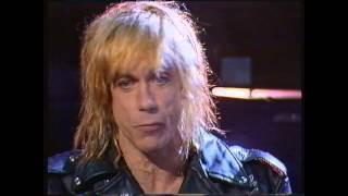 Iggy Pop Interview + Cold Metal &amp; I Wanna Be Your Dog Live 1988 (Wired Channel 4)