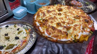 PIZZA in Indore || Cheesy & Tasty || Paneer Tandoori Pizza || Indian Street Food || @ Rs.140/-