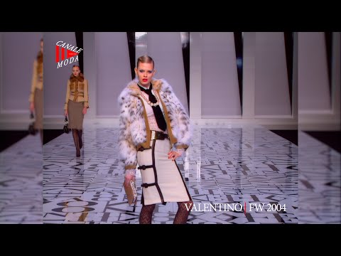 VALENTINO Fall Winter 2004/05 Paris - Canale Moda