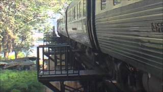 preview picture of video 'Eastern and Oriental Express Train Crossing Bridge on the River Kwai'