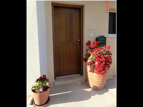 Luxury Villa in ANARITA, Pafos District, only 10 minutes drive from airport - FOR SALE