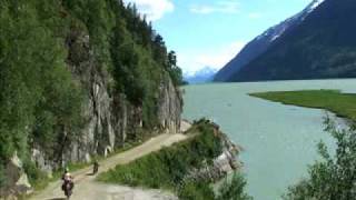 preview picture of video 'Motorcycle to Dawson City with MotoQuest'