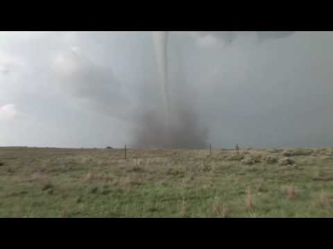 [HD] Sam Sharp aka Sander van Doorn & Ron van den Beuken - Twister [VIDEO EXTREME TWISTER ENCOUNTER]