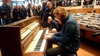 Joep Beving - Etude & Seelenkind (Instore live @ Kroese Arnhem 15.04.2017) 1/3