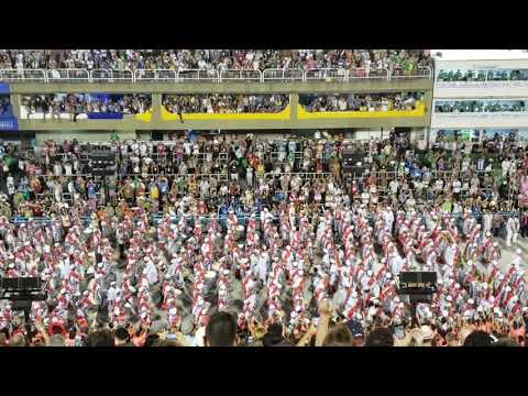 Bateria da Mangueira 2019 - Apresentação no 1° módulo de jurados