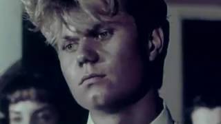 Stillwave - She Flies A Tracer (Official Video)