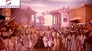 Aayi Aayi Basanti Bela - Lata, Manna Dey, Meena Kapoor