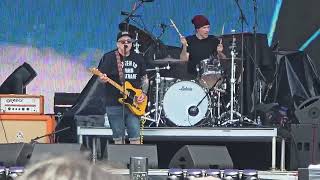 The Ataris “Boys of Summer” Don Henley Cover LIVE at Welcome to Rockville 2026