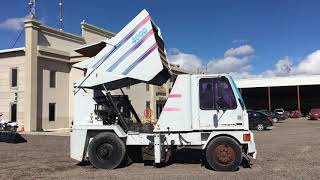 Johnson 4000 road sweeper for sale - Image 4 | Autoline PK Johnson 4000 road sweeper | Image 4 - Autoline
