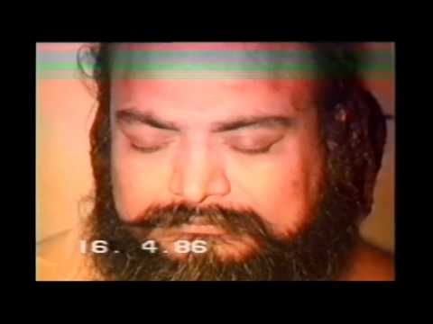 Shri Shivabalayogi Maharaj Aarati sung by Babaji