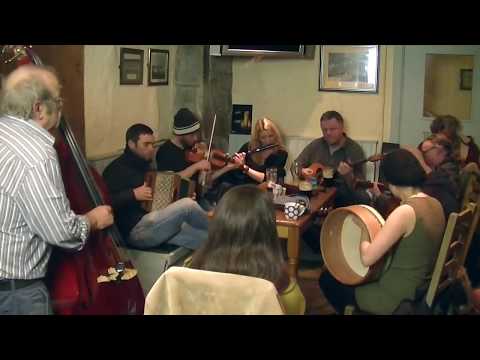 The Best Irish Music Session on YouTube 🎵🎵 Recorded Joseph McHugh's Pub, Liscannor, Ireland