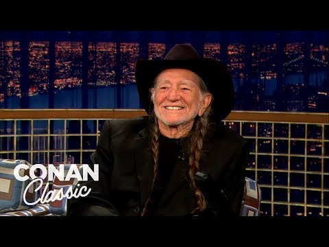 威利-尼爾森在白宮拜訪吉米-卡特 - "深夜與柯南-奧布萊恩"。 (Willie Nelson On Visiting Jimmy Carter At The White House - "Late Night With Conan O'Brien")