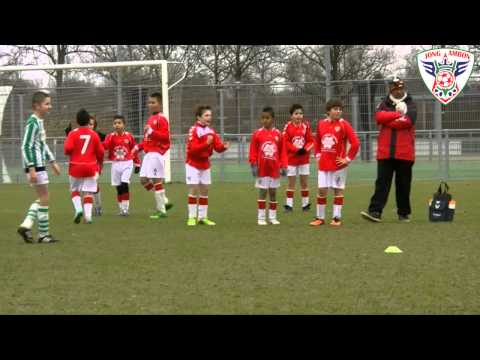 I Bekerwinst Jong Ambon E1 I 3-2 van Marvin I Strafschoppenserie na afloop I