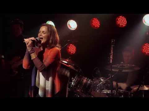 Belinda Carlisle - Sun (Official Video)