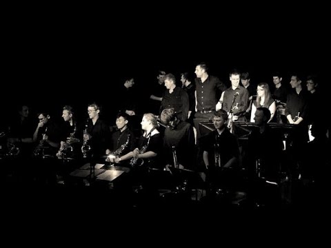 Queen's Big Band - Conducted by Stephen Barnett