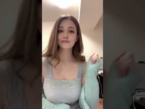 毎日投稿がこんなに続いてるってことはあの撮影の日どんだけ撮り溜めしたんや😂🤦🏼&zwj;♀️そろそろ終わり見える - Mary Tachibana #Shorts