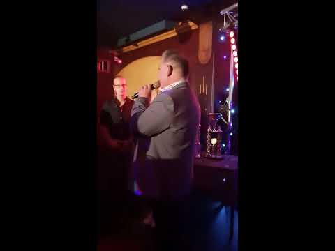 Gino Fey bij Stanley Hazes zoekt de voice