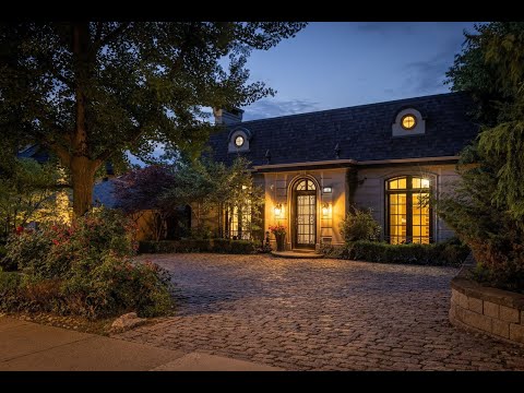 Magnificent Custom Home in Hamilton, Ontario, Canada | Sotheby's International Realty