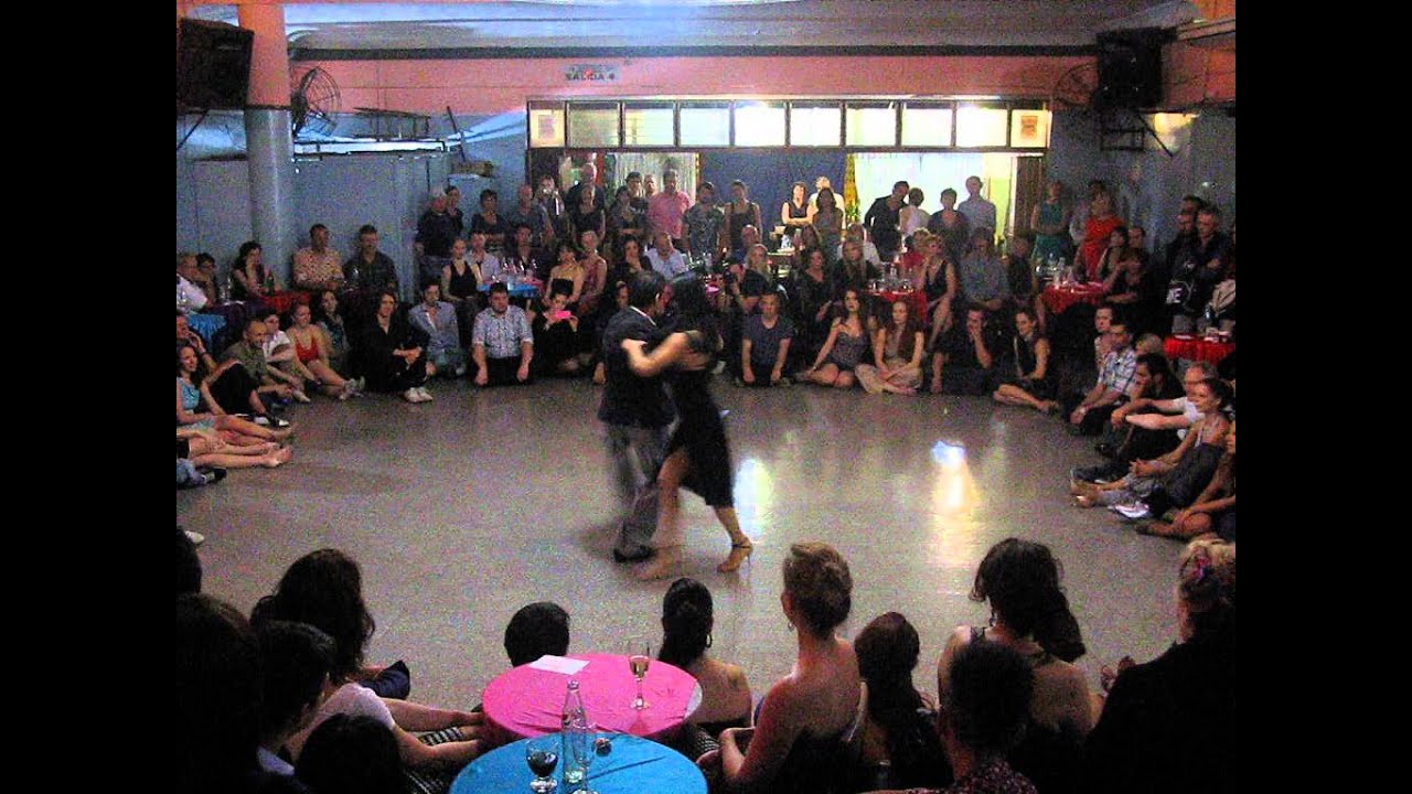 MARIELA SAMETBAND y GUILLE BARRIONUEVO en Viva La Pepa Milonga (2/4)