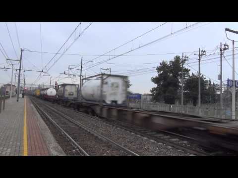 DOPPIA DI 412. CON CARRI MERCI TRANSITA A DOMEGLIARA (VR) 21 - 2 - 2015.