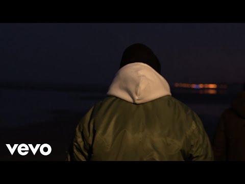 Fabri Fibra, Neffa - Sulla Giostra (Visual Video)