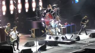 Foo Fighters, “Summer of '69“ (cover) Rogers Arena Van. BC. Sept. 2015