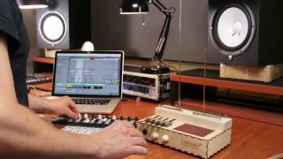 LeafAudio Microphonic Soundbox - Audio Demo