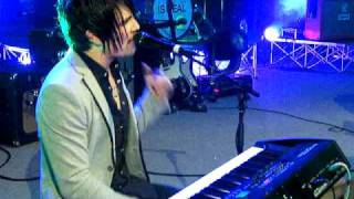 MICHAEL PAYNTER - LIVE - LAY MY ARMOUR DOWN